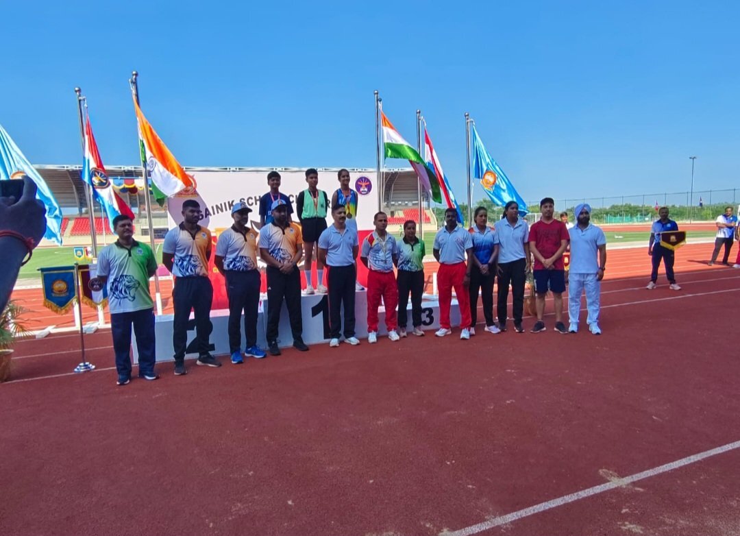 Bronze medal in the 400m race in senior girls category at All India Sainik School National Games